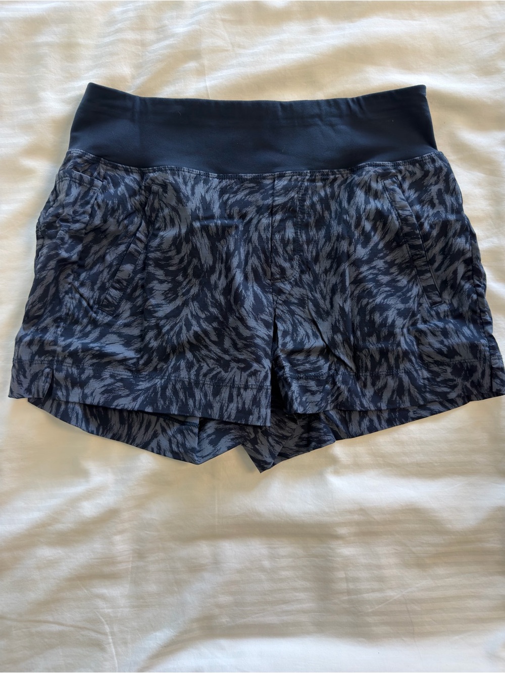 Athleta Blue and Black Printed Athletic Shorts